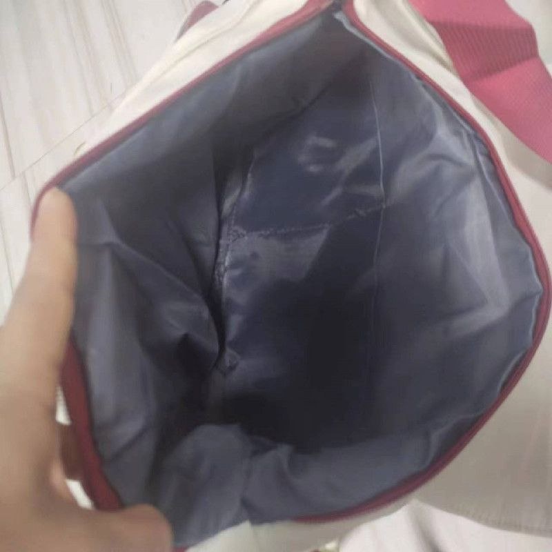 حقيبة كروس بودي قماش متعددة الجيوب بتصميم عصري